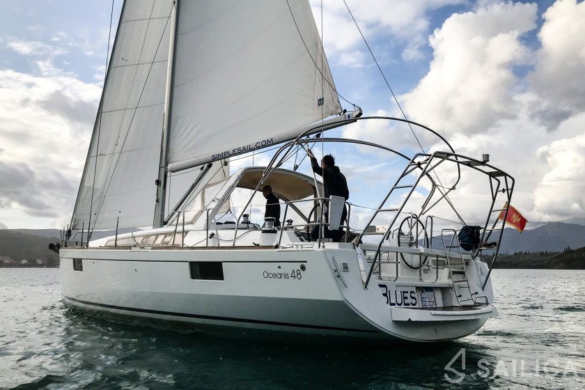 Oceanis 48 - Yacht Charter Sailica