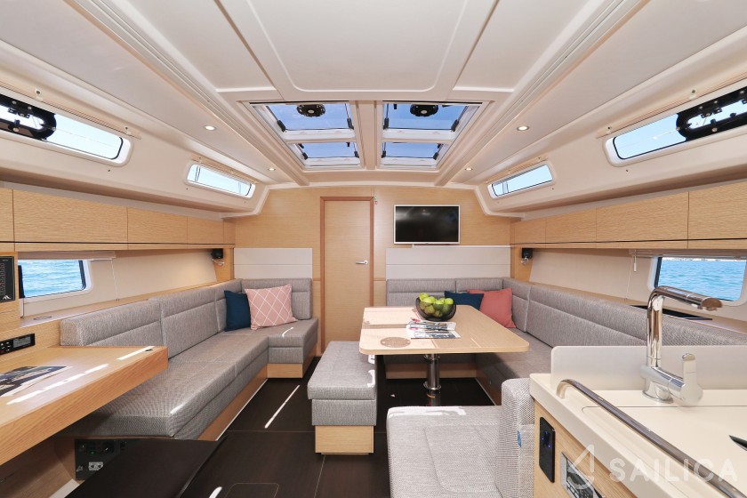 Hanse 458 - Yacht Charter Sailica