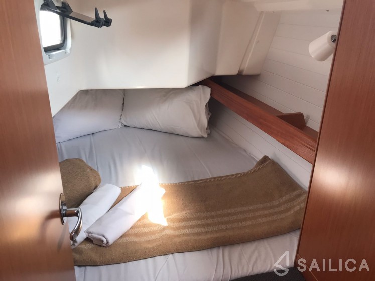 Bavaria 34 Cruiser - Yacht Charter Sailica