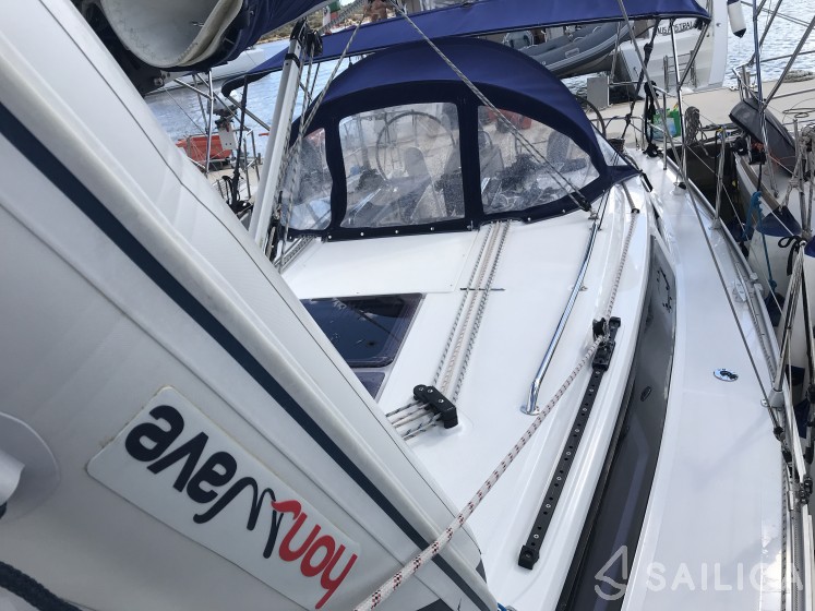 Bavaria 34 Cruiser - Yacht Charter Sailica
