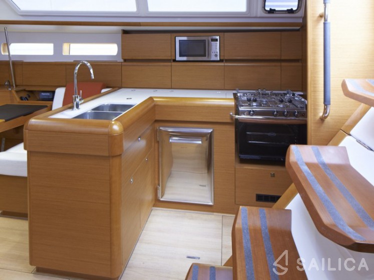 Sun Odyssey 469 - Yacht Charter Sailica