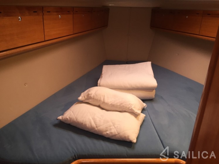 Bavaria 38 Cruiser - Yacht Charter Sailica