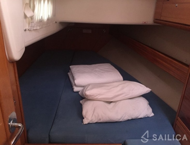Bavaria 38 Cruiser - Yacht Charter Sailica