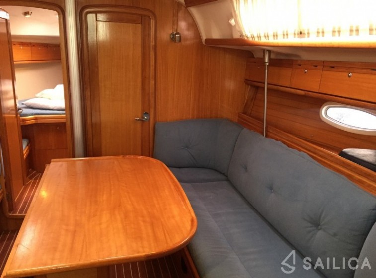 Bavaria 38 Cruiser - Yacht Charter Sailica