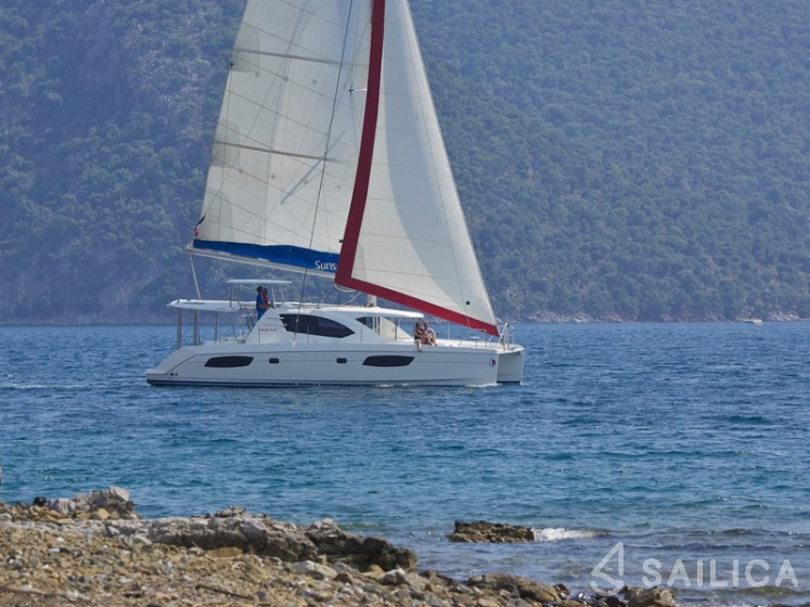 Leopard 44 - Yacht Charter Sailica