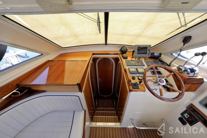 Vektor 950 - Yacht Charter Sailica