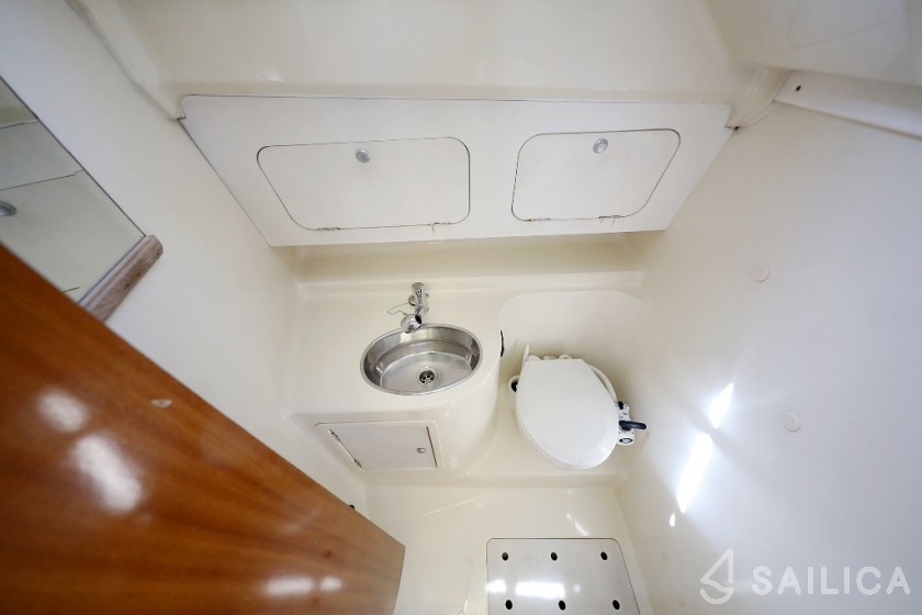 Vektor 950 - Yacht Charter Sailica