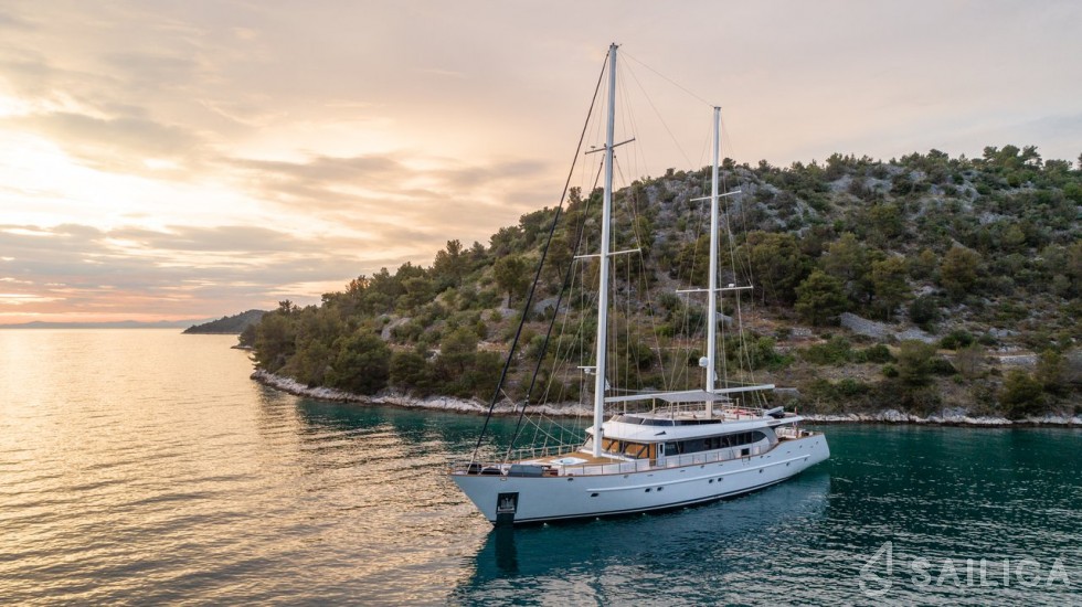 Gulet - Yacht Charter Sailica