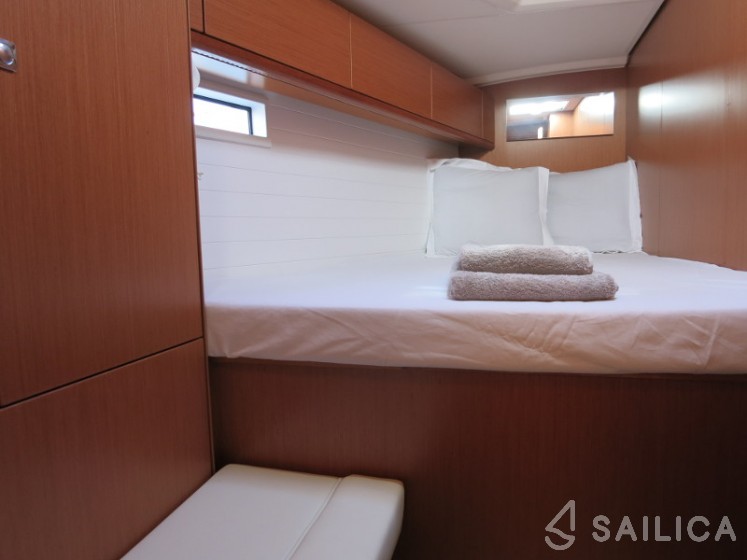 Bavaria 46 Cruiser - Yacht Charter Sailica