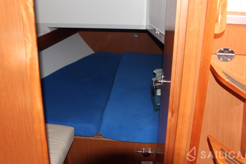 Bavaria 40 Cruiser - Yacht Charter Sailica