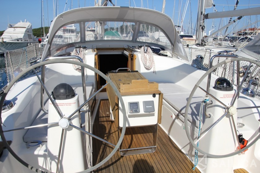 Bavaria 40 Cruiser - Yacht Charter Sailica