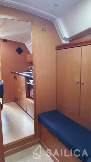 Bavaria 40 Cruiser - Yacht Charter Sailica
