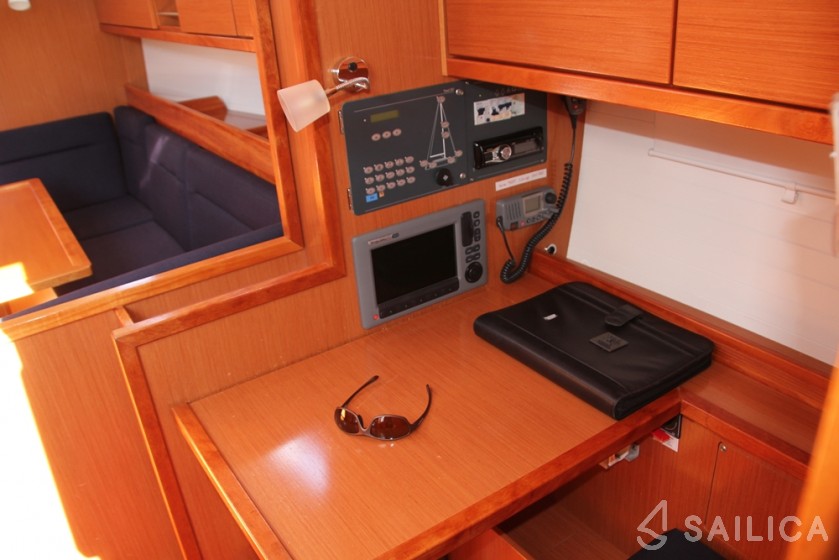 Bavaria 40 Cruiser - Yacht Charter Sailica