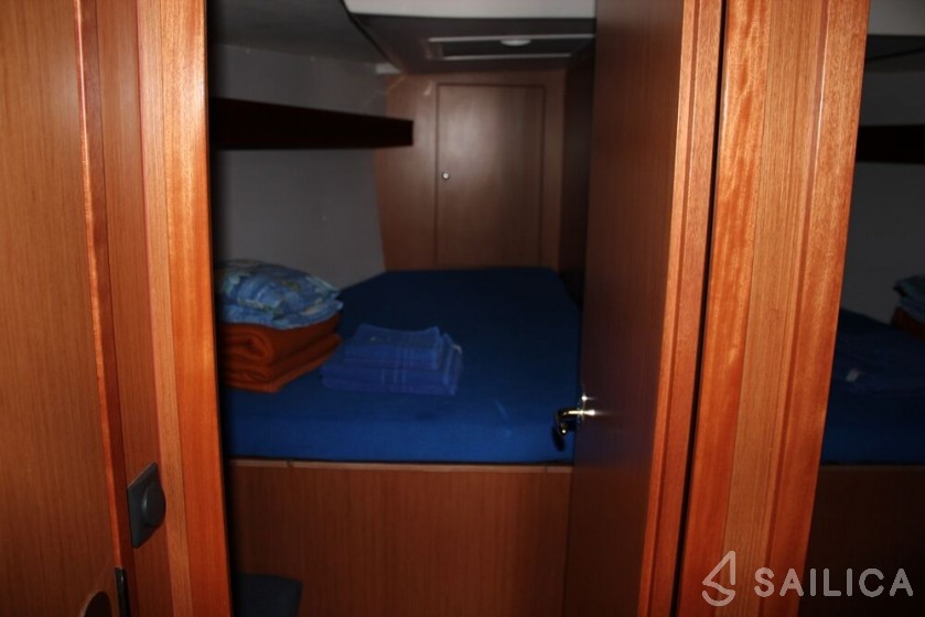 Bavaria 45 Cruiser - Yacht Charter Sailica