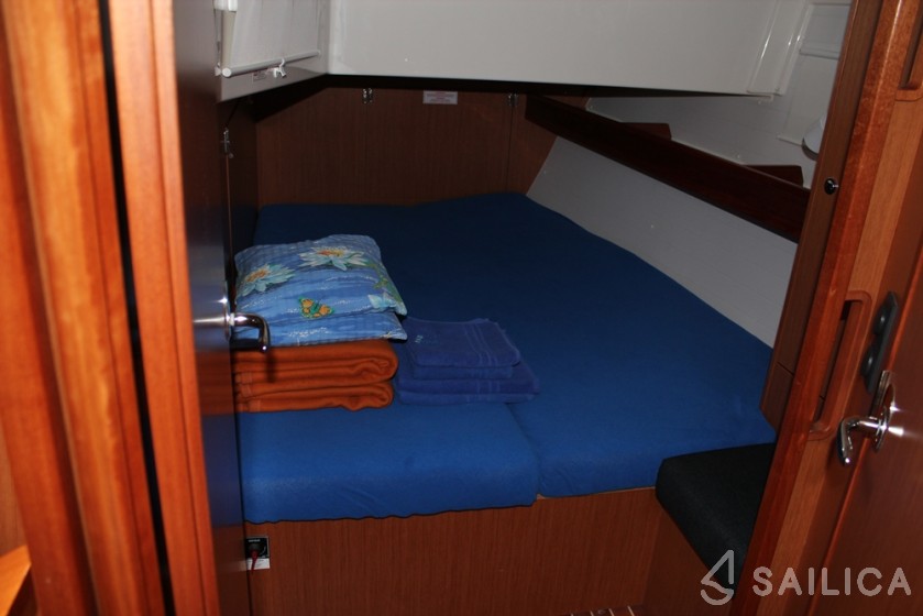 Bavaria 45 Cruiser - Yacht Charter Sailica