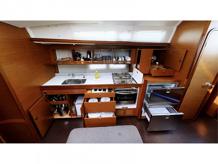 Dufour 460 GL - Yacht Charter Sailica