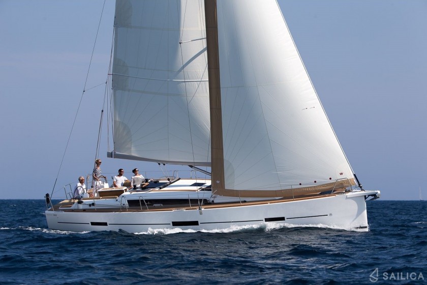 Dufour 460 GL - Yacht Charter Sailica