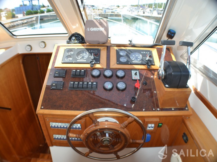 Adria 1002 - Yacht Charter Sailica
