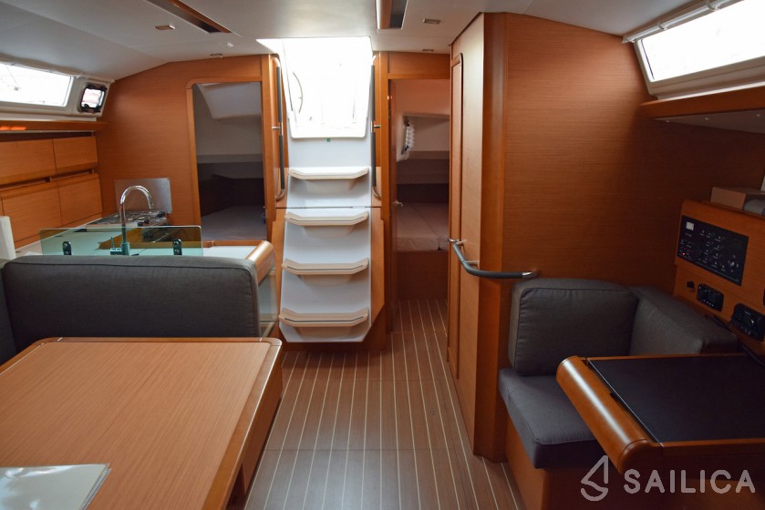Sun Odyssey 449 - Yacht Charter Sailica