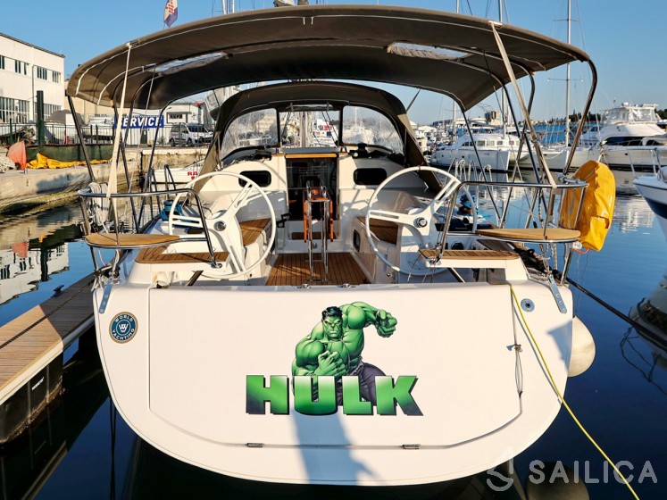 Elan 40 Impression - Yacht Charter Sailica