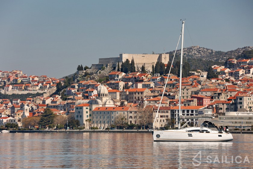 Elan 40 Impression - Yacht Charter Sailica