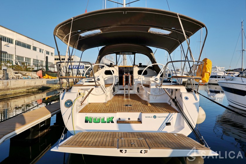 Elan 40 Impression - Yacht Charter Sailica