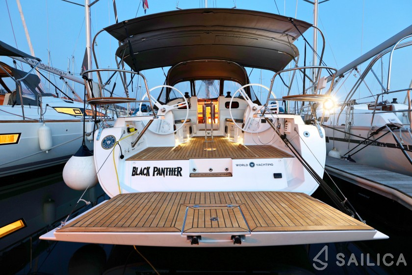 Elan 40 Impression - Yacht Charter Sailica