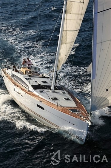 Jeanneau 53 - Yacht Charter Sailica