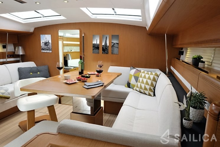 Jeanneau 53 - Yacht Charter Sailica