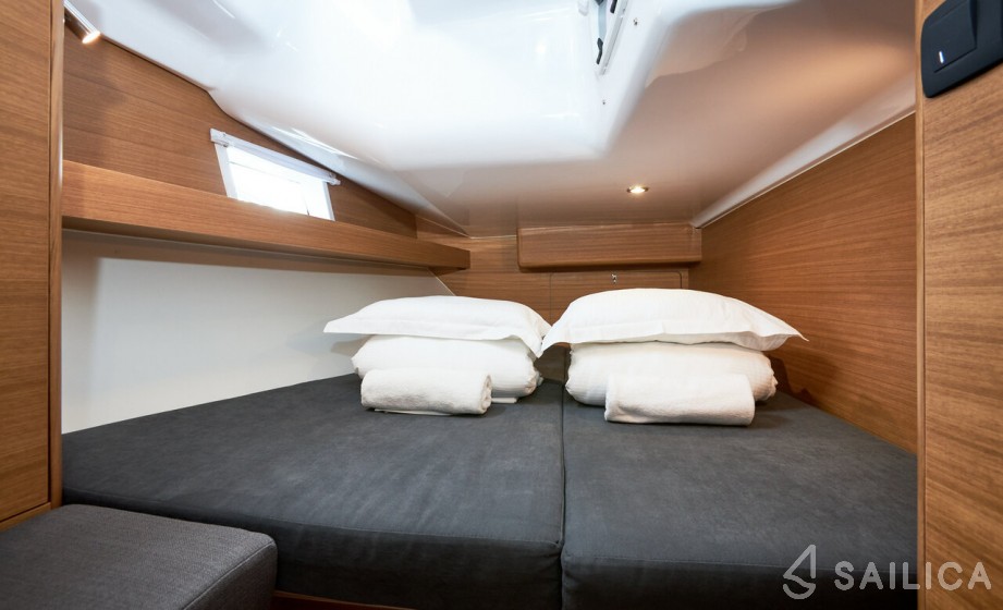 Elan Impression 45.1 - Yacht Charter Sailica
