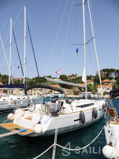 Sun Odyssey 449 - Yacht Charter Sailica