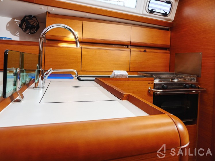 Sun Odyssey 449 - Yacht Charter Sailica