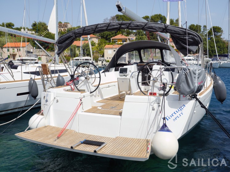 Sun Odyssey 449 - Yacht Charter Sailica