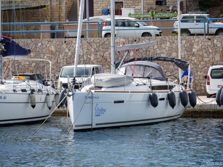 Sun Odyssey 449 - Yacht Charter Sailica