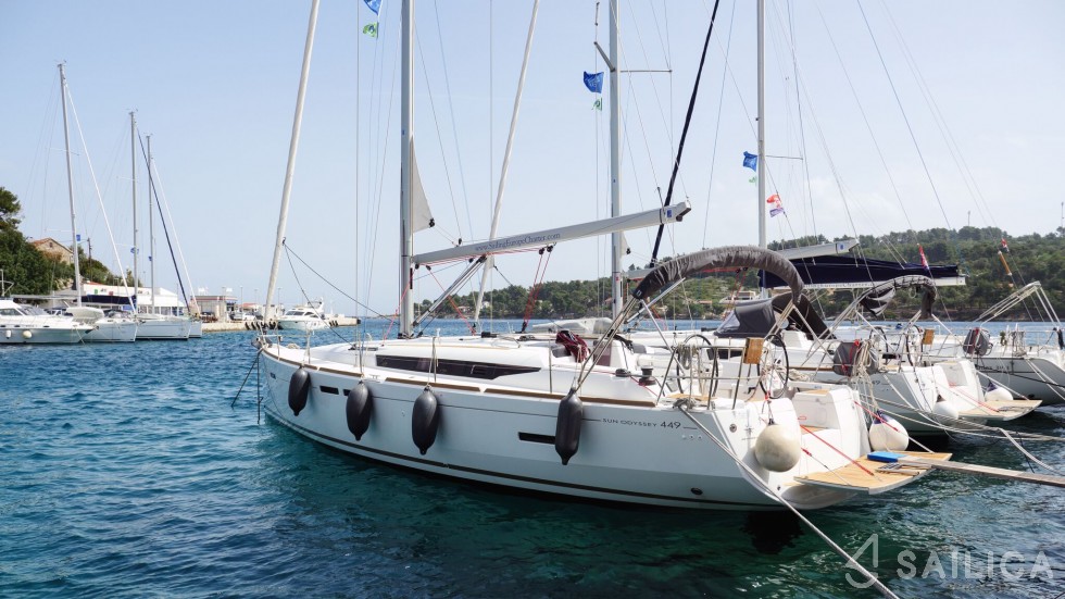 Sun Odyssey 449 - Yacht Charter Sailica