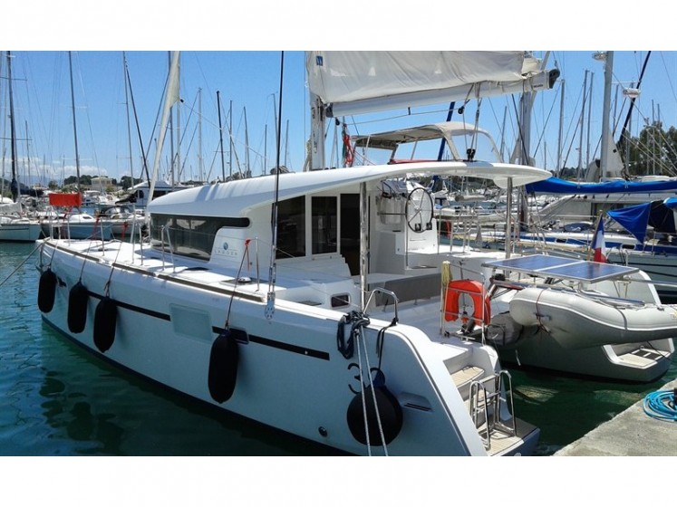 Lagoon 39 - Yacht Charter Sailica