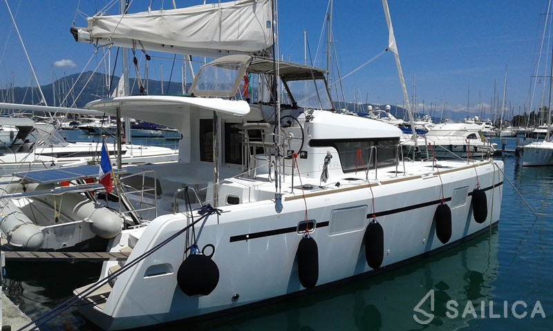 Lagoon 39 - Yacht Charter Sailica