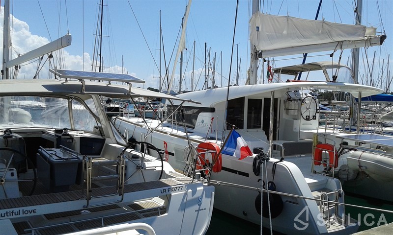 Lagoon 39 - Yacht Charter Sailica