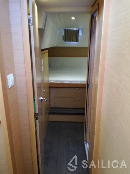 Lagoon 39 - Yacht Charter Sailica