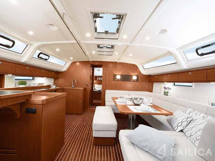 Bavaria Cruiser 51 - Yacht Charter Sailica