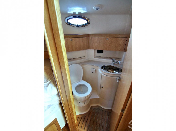 Adriana 36 - Yacht Charter Sailica