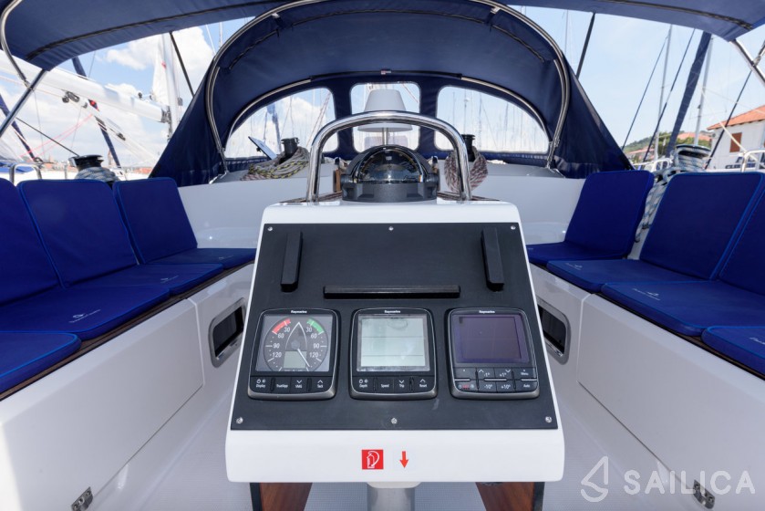 Bavaria 46 Cruiser - Yacht Charter Sailica