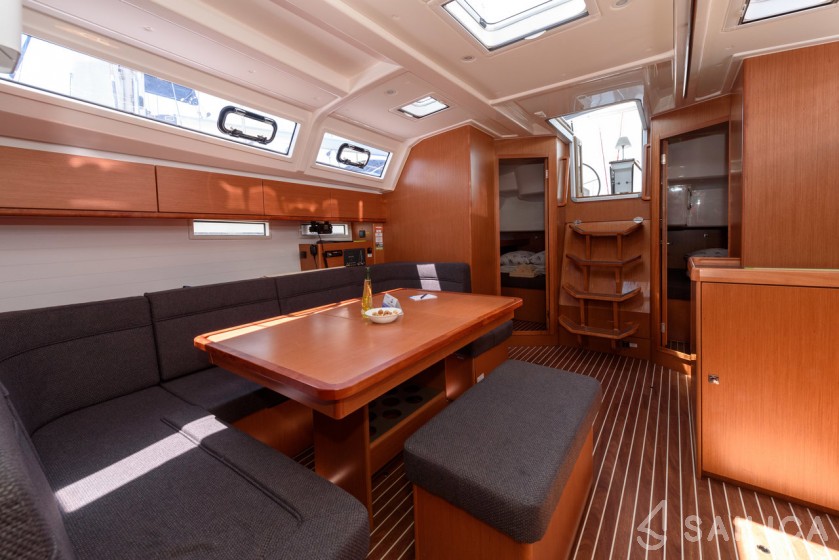 Bavaria 46 Cruiser - Yacht Charter Sailica