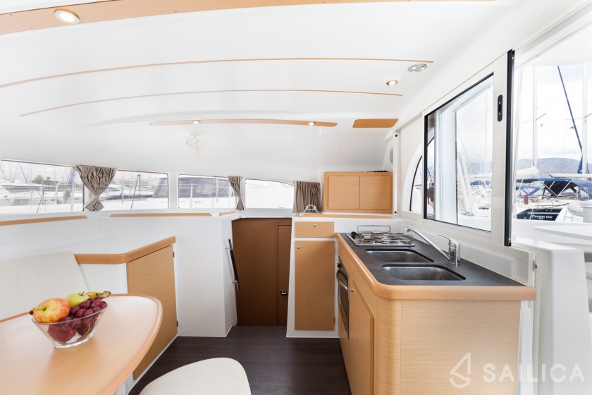 Lagoon 380 S2 - Yacht Charter Sailica
