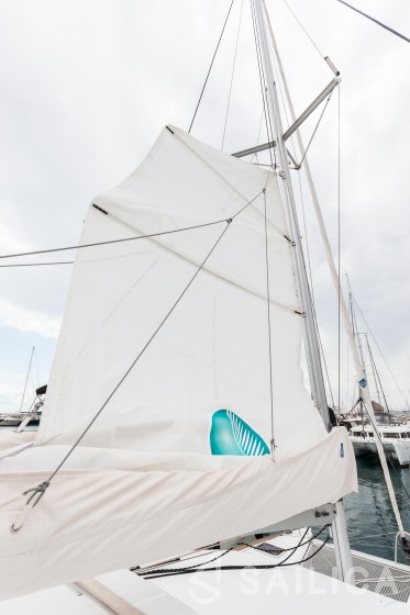 Lagoon 380 S2 - Yacht Charter Sailica