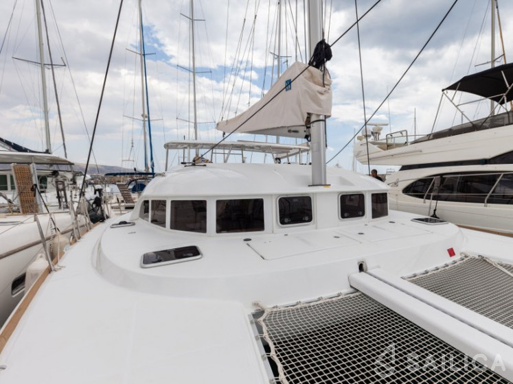 Lagoon 380 S2 - Yacht Charter Sailica