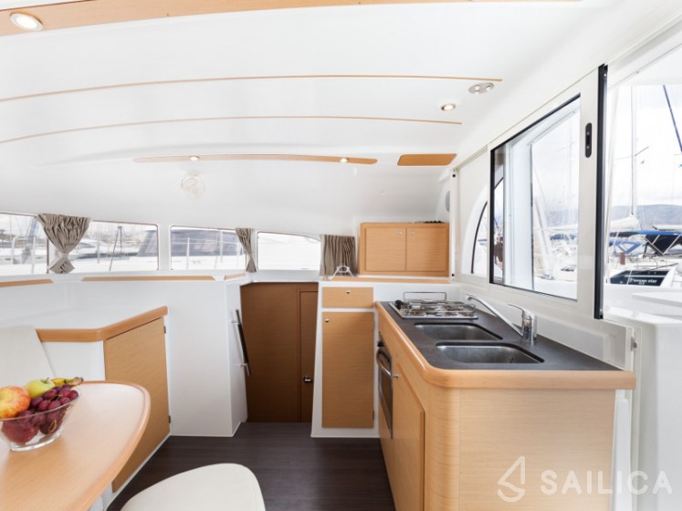 Lagoon 380 S2 - Yacht Charter Sailica