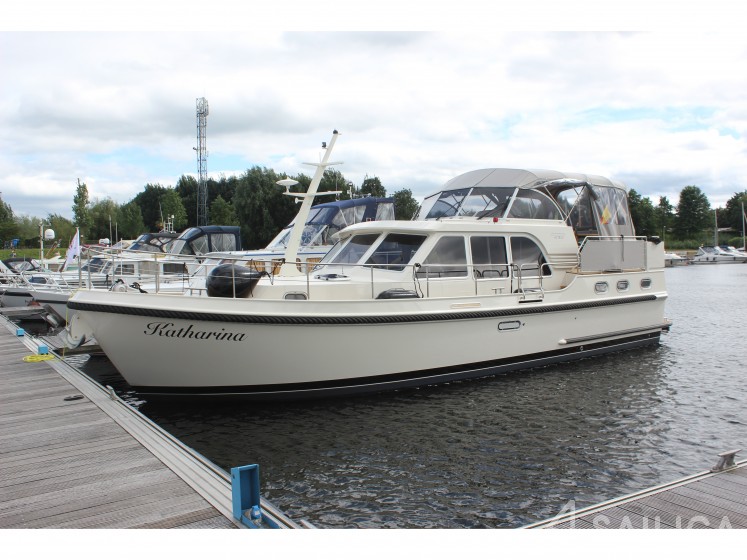 Grand Sturdy 40.9 AC - Yacht Charter Sailica