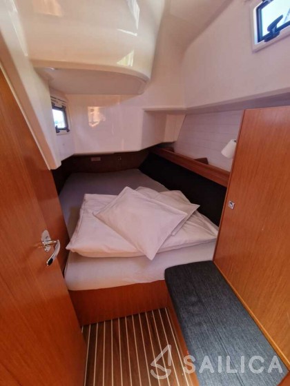Bavaria 37 Cruiser - Yacht Charter Sailica