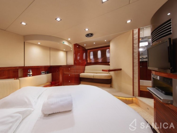 Targa 62 - Yacht Charter Sailica